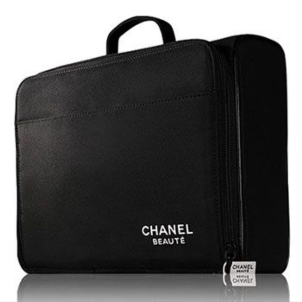 Chanel vanity maquillage makeup vanity